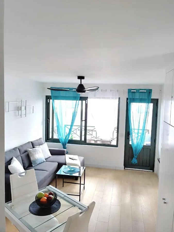 Apartment Portonovo Paraiso II - Sea View - Swimming Pool - Good Wifi - Old Town Puerto del Carmen