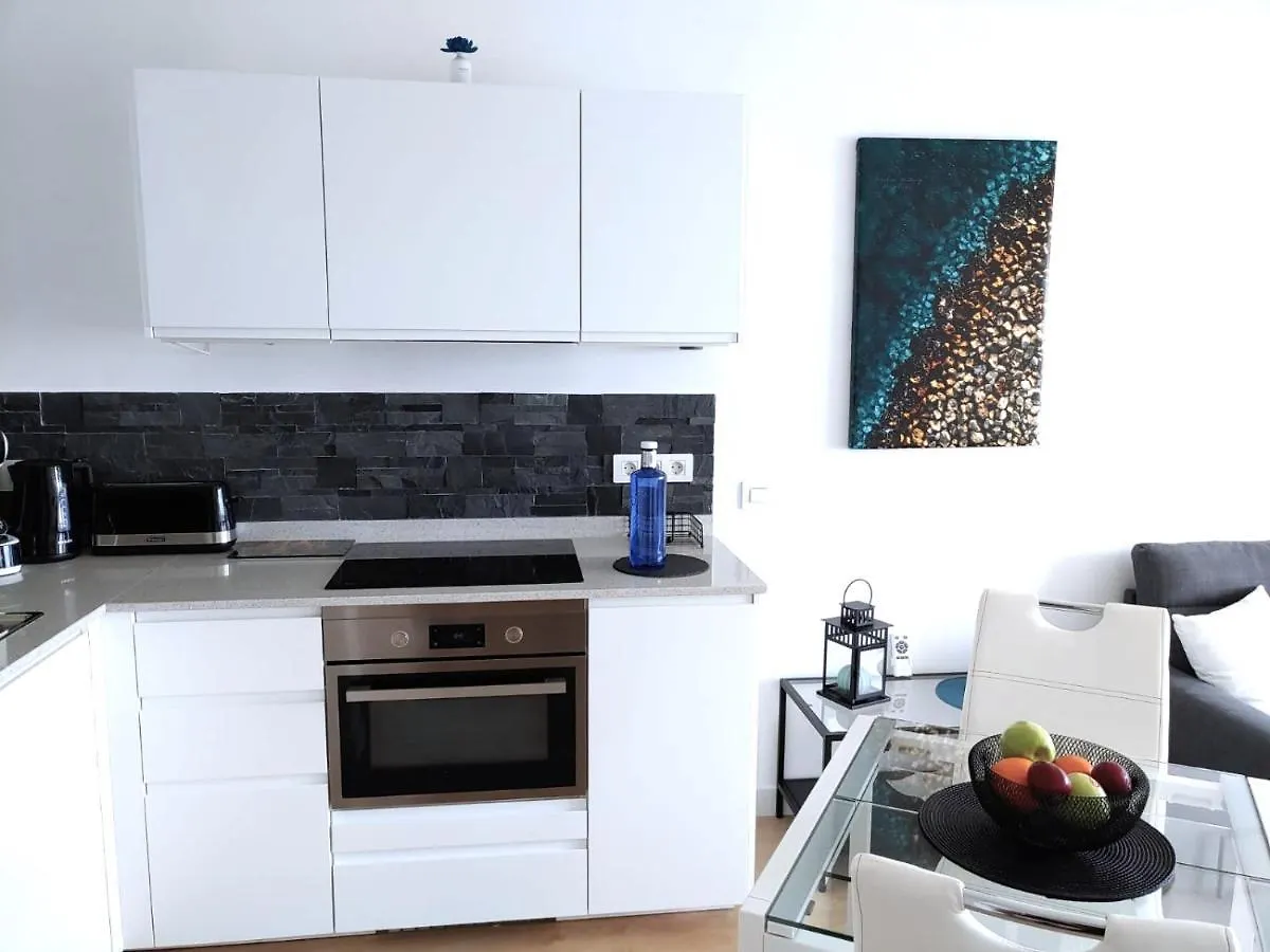 Apartment Portonovo Paraiso II - Sea View - Swimming Pool - Good Wifi - Old Town Puerto del Carmen