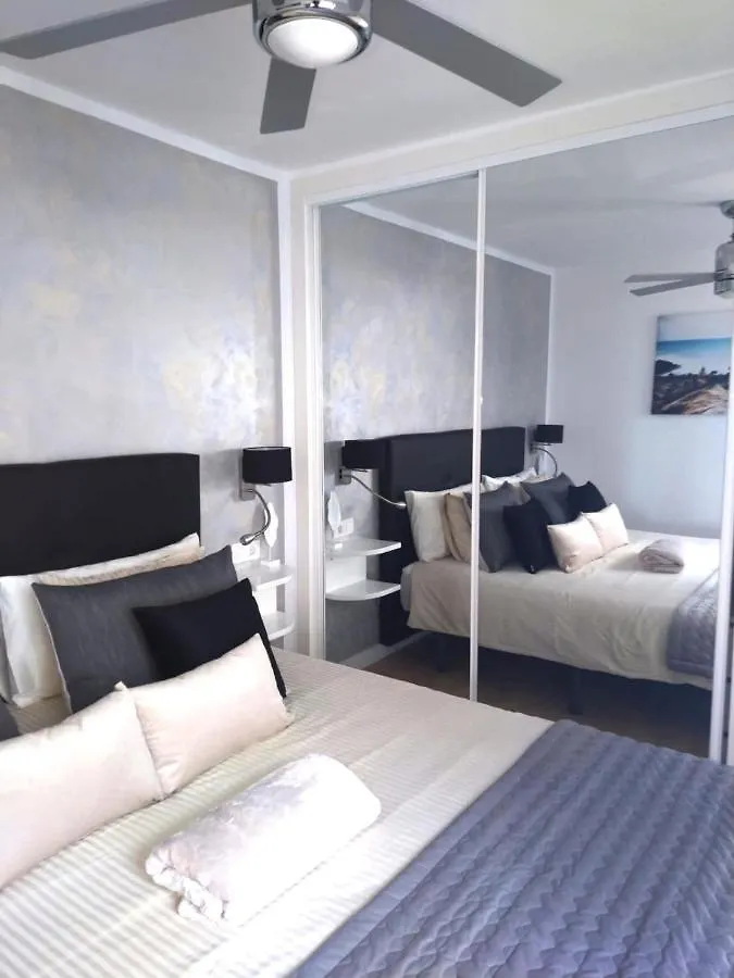 Apartment Portonovo Paraiso II - Sea View - Swimming Pool - Good Wifi - Old Town Puerto del Carmen  Spain